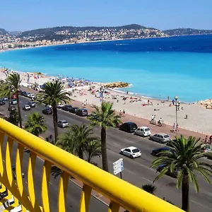 Apartment Beachfront Promenade Des Anglais, Nice